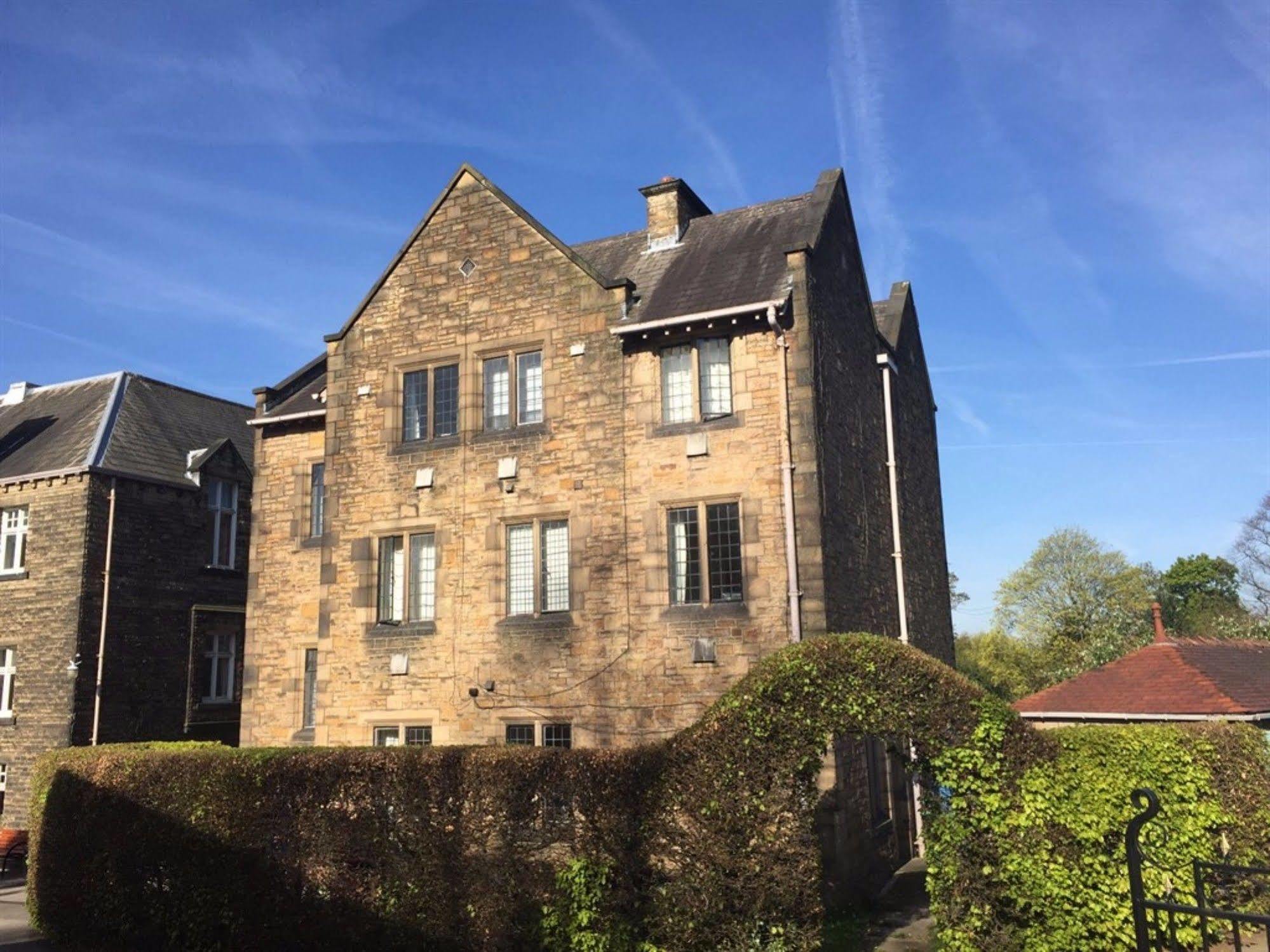 Mirfield Monastery B&B Buitenkant foto