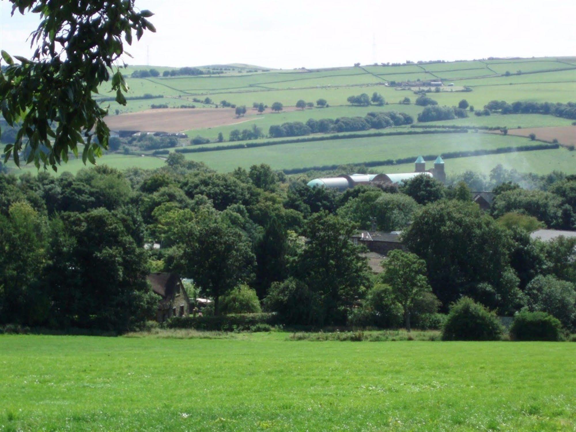 Mirfield Monastery B&B Buitenkant foto