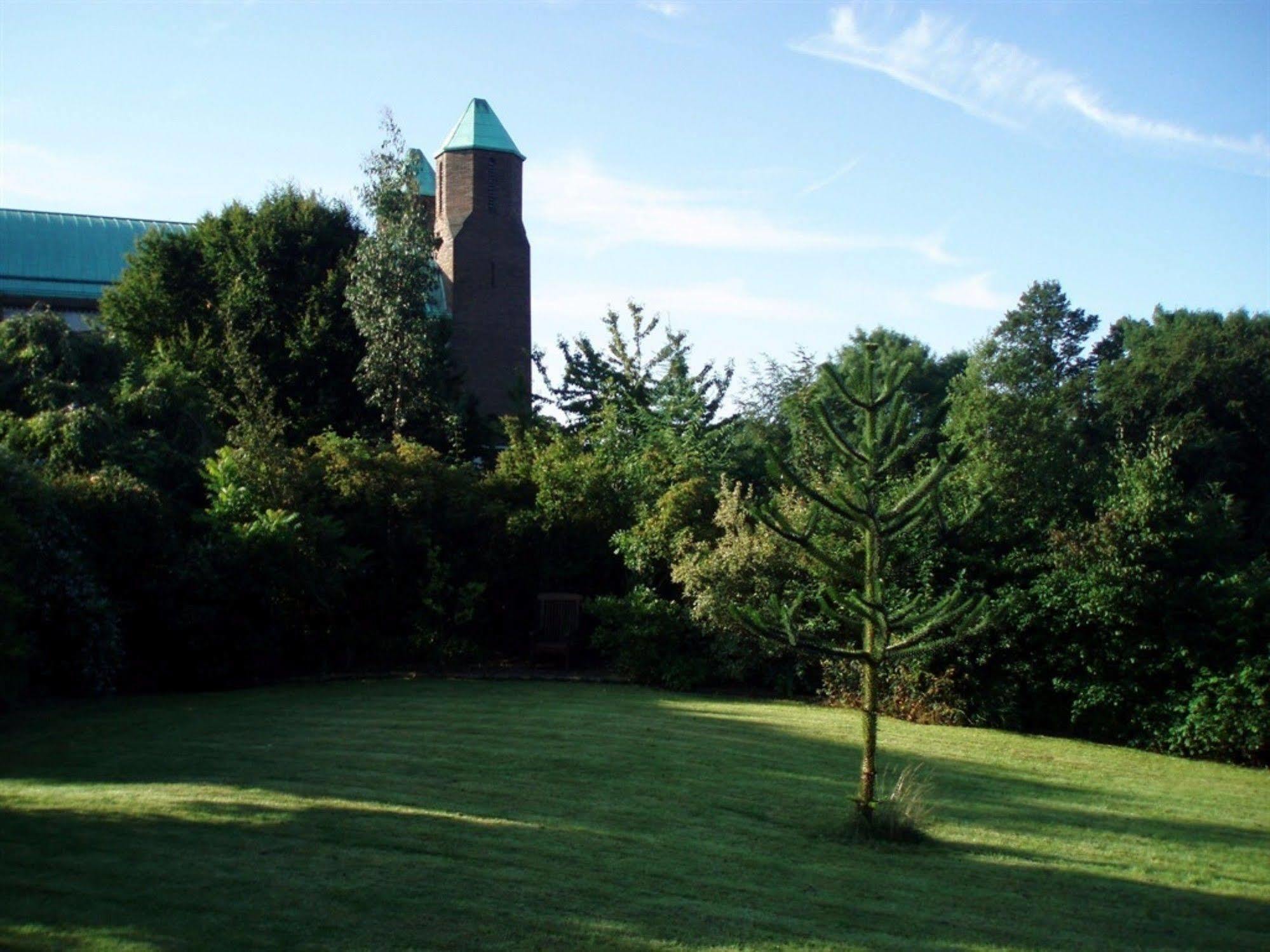 Mirfield Monastery B&B Buitenkant foto
